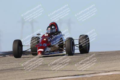 media/Oct-26-2025-CalClub SCCA (Sun) [[8ce1e69566]]/Group 6/Grapevine/